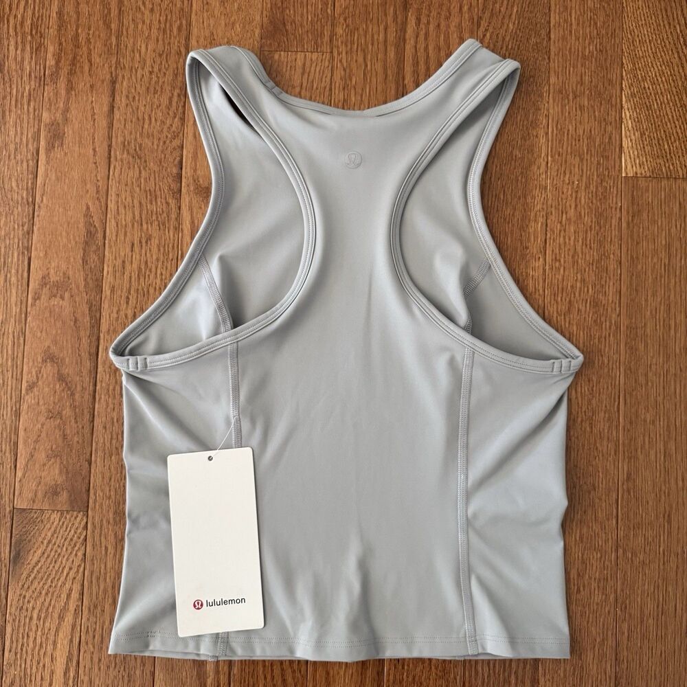 Lululemon Nulux Racerback Cropped Run Tank Women’s Size 6 Silver Lightweight NWT - Picture 2 of 9